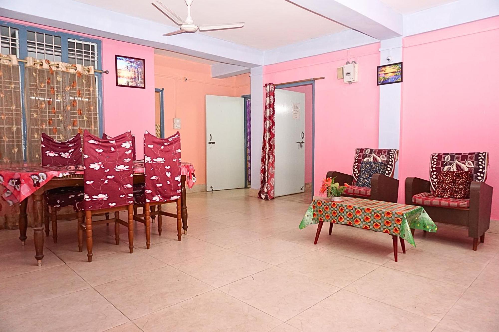 Taj Residency Holiday Homestay -Entire 1Bhk & 2Bhk Private Apartments -Call 767Ooo54Oo Джорхат Экстерьер фото