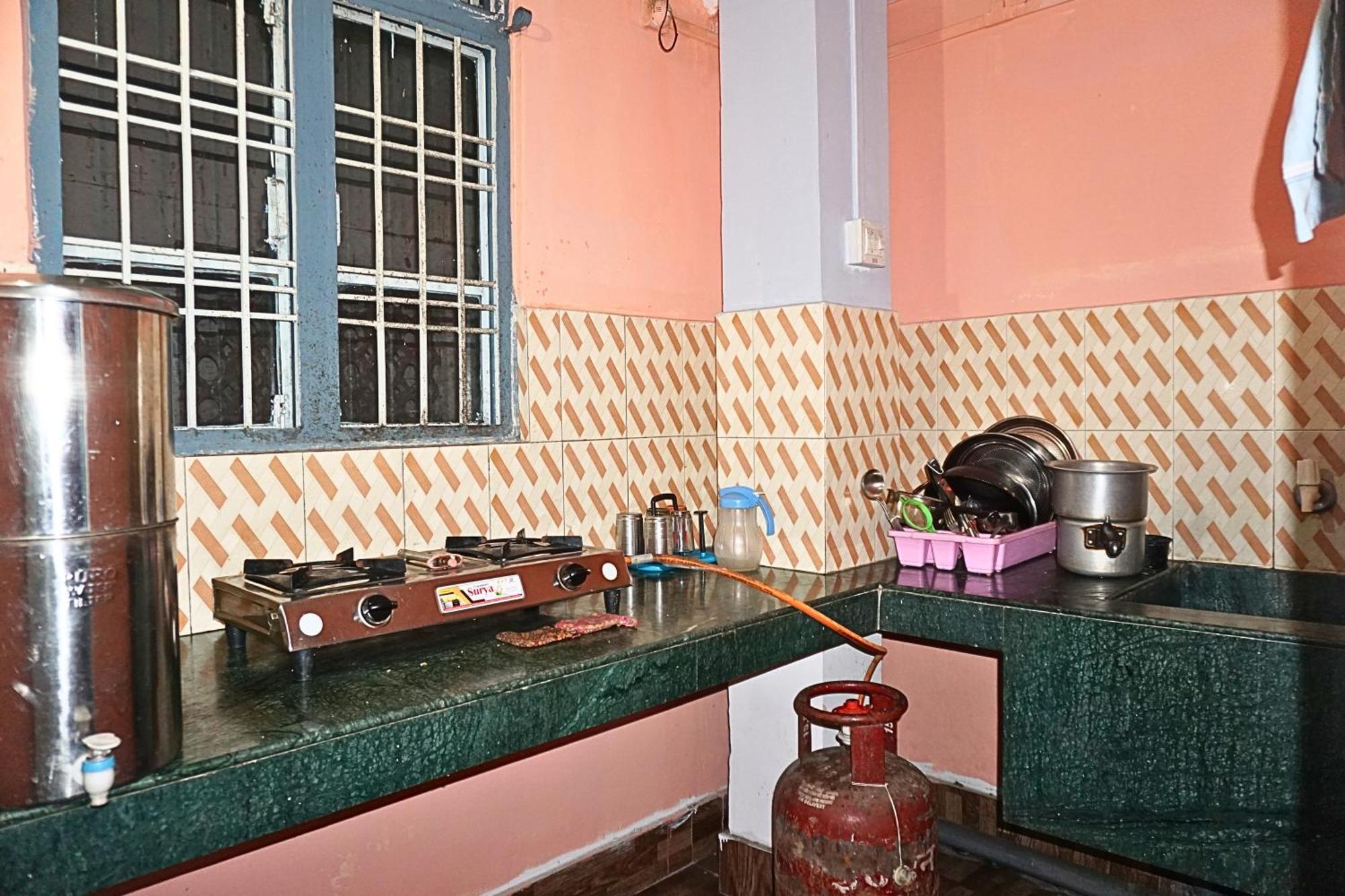 Taj Residency Holiday Homestay -Entire 1Bhk & 2Bhk Private Apartments -Call 767Ooo54Oo Джорхат Экстерьер фото