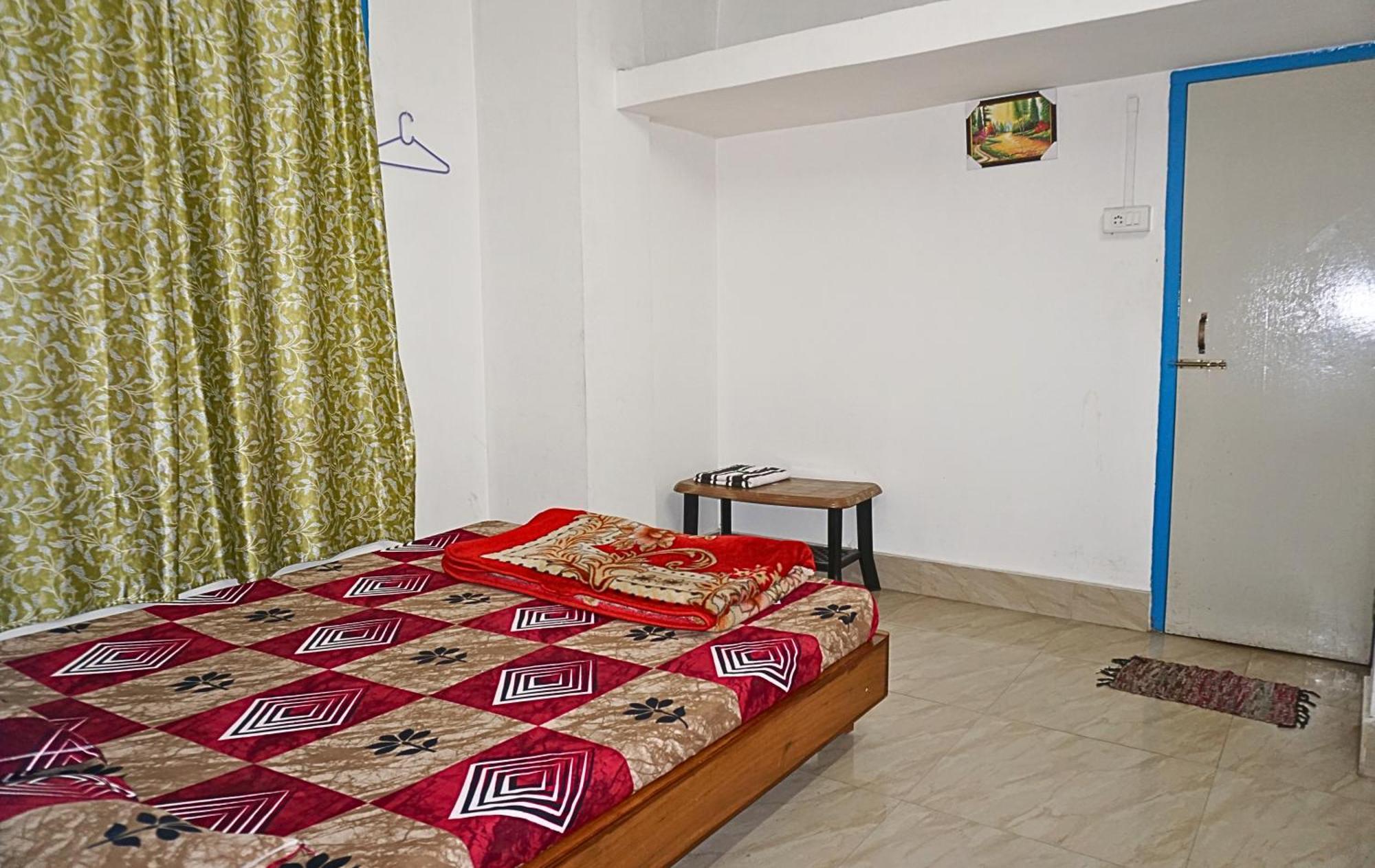 Taj Residency Holiday Homestay -Entire 1Bhk & 2Bhk Private Apartments -Call 767Ooo54Oo Джорхат Экстерьер фото