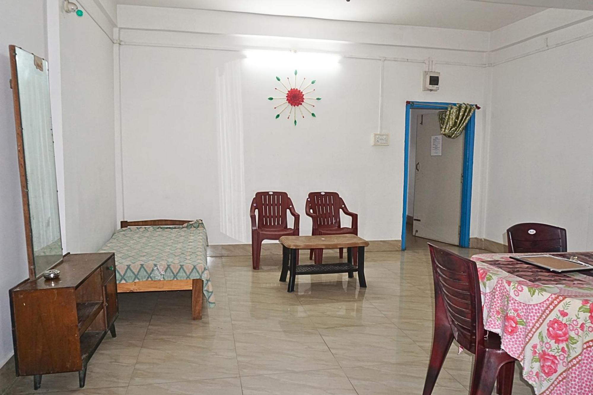 Taj Residency Holiday Homestay -Entire 1Bhk & 2Bhk Private Apartments -Call 767Ooo54Oo Джорхат Номер фото